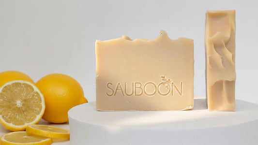 Discover the refreshing scent of Sauboon's Lemon Verbena Soap, handcrafted with nourishing plant-based oils and creamy kaolin clay for a rich, luxurious lather. Bright notes of fresh lemon verbena blend with juicy grapefruit and sweet orange to create a clean, uplifting citrus fragrance that leaves skin feeling soft, refreshed, and lightly scented. This vegan, phthalate-free artisan soap is perfect for daily use and makes a thoughtful gift for anyone who loves fresh citrus soaps, natural skincare, and handc